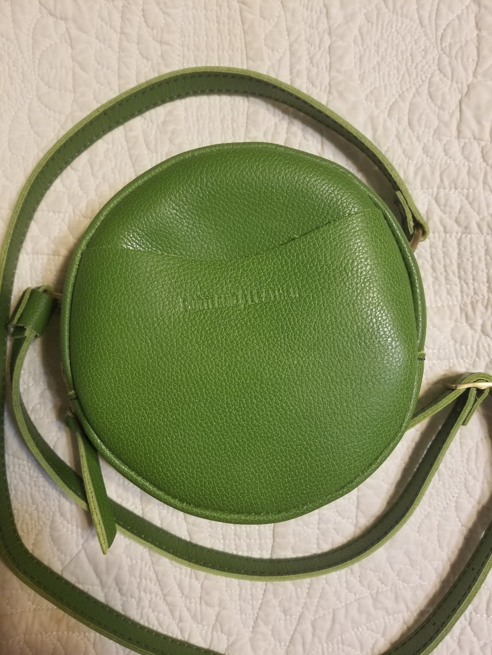 PORTLAND LEATHER GOODS MANTIS green Pebbled Small Circle Crossbody Bag - Picture 4 of 6